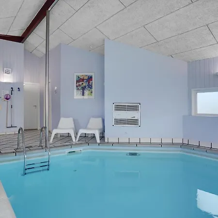 Beautiful In Glesborg With Outdoor Swimming Pool Holiday home Fjellerup Strand