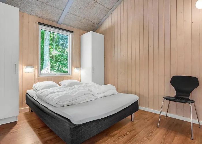 度假居 In Glesborg With Sauna Glesborg